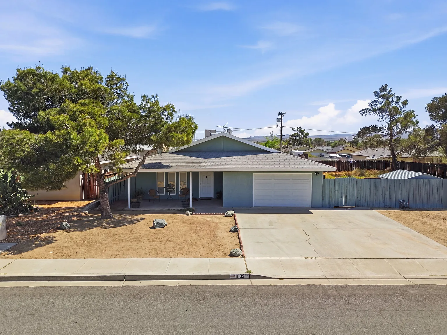3 bed, 1475 sqft, $1,900 — Photo 2