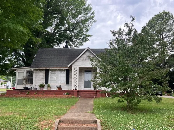 308 S Mulberry St, Cherryville, NC 28021