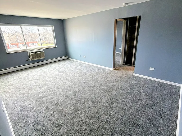 723 Grant Ave #3C — Photo 3