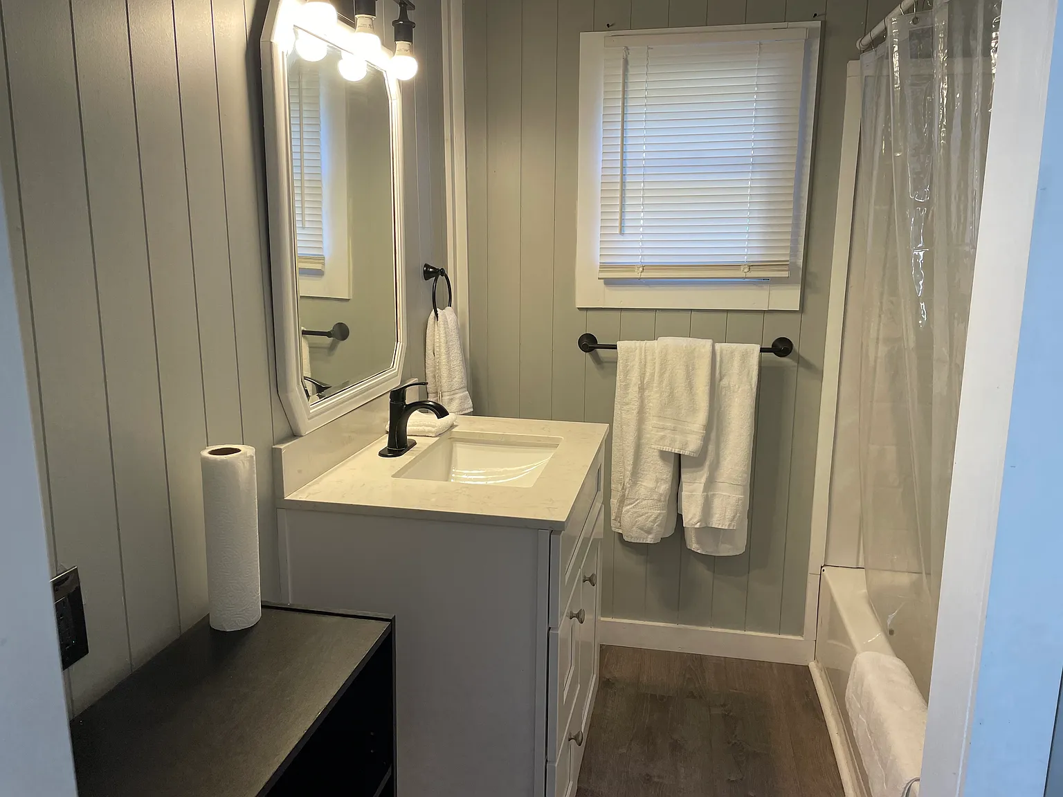 1 bed, $1,000 — Photo 3