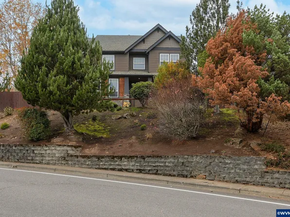 1321 Chapman Hill Dr NW, Salem, OR 97304