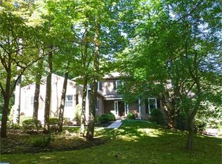 12 Fawn Dr, Reading, PA 19607