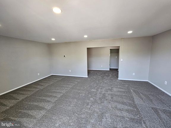 5th image of 3647 Glengyle Ave #3D