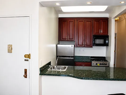 Kitchen, photo 1