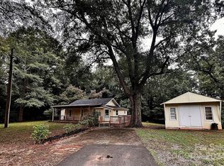 124 Stone Ridge Dr, Spindale, NC 28160