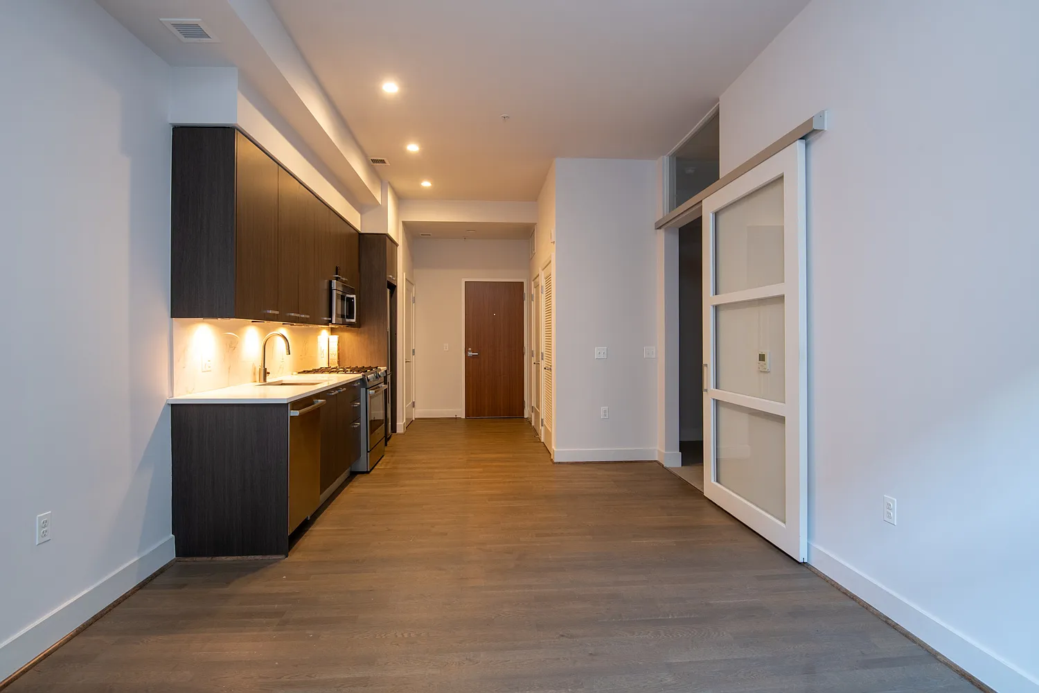 525 Water St SW — Photo 3