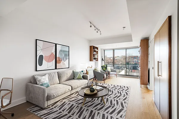 Rented by Compass | media 20