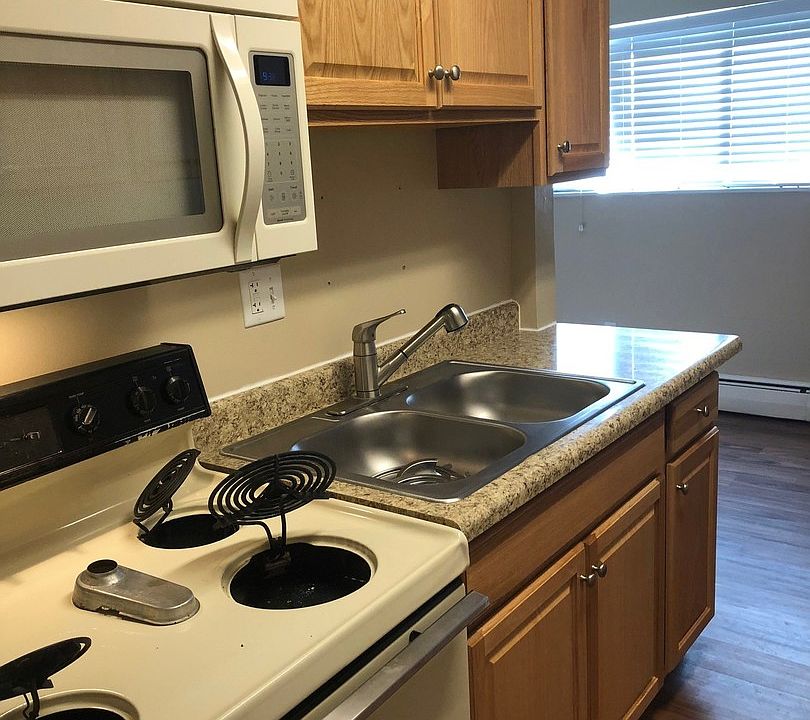 1st image of 2038 9th St #51