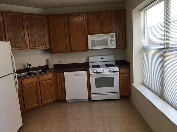 4th image of 656 Pearson St Unit 207C