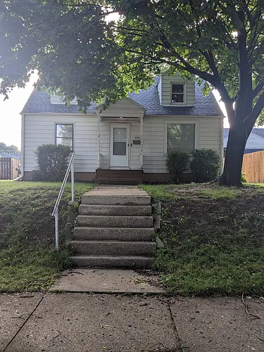 2424 S 66th St W Photo 1
