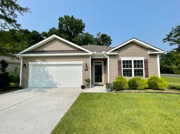 200 Gabrielle Street, New Bern, NC 28560