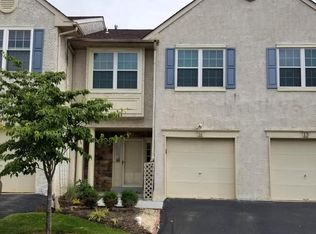 14 Viburnum Ct, Lafayette Hill, PA