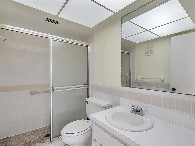 2291 Shelly Dr #D — Photo 30