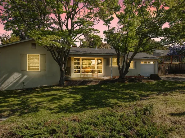 58 Chapel Hill Drive, Napa, CA 94559