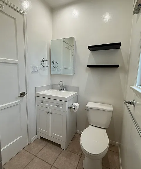1111 Pico Blvd #7 — Photo 4