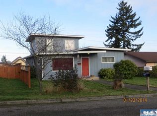 821 W 6th St, Port Angeles, WA
