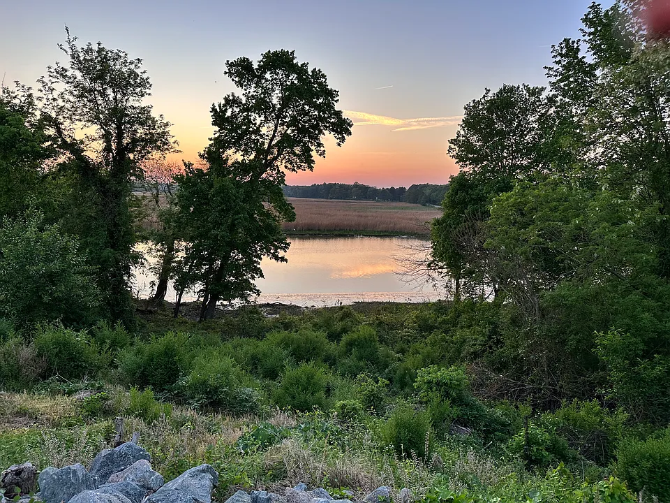 220 Tuckaway Ln