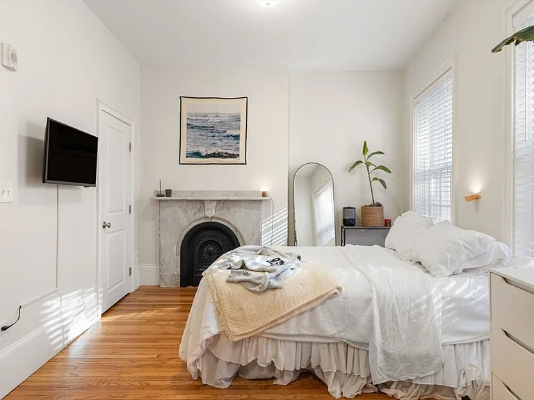 62 W Cedar St #3 — Photo 8