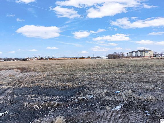 5th image of 13th Locust St