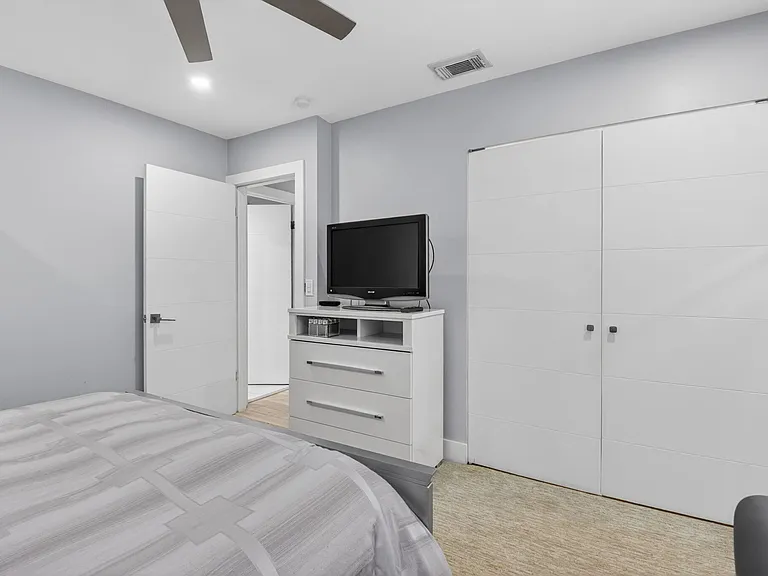 9299 Vista Del Lago #16D — Photo 24