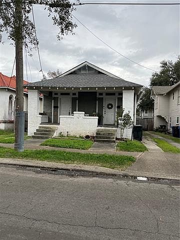 1st image of 735 Voisin St