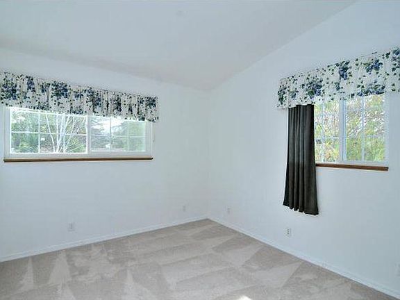 4th image of 6553 Kaneko Dr