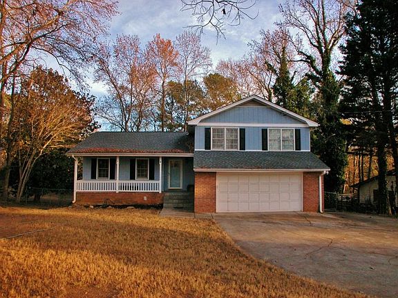 2nd image of 2848 Rosemont Dr