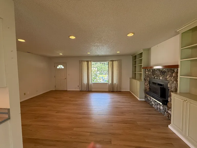 22 Dietrich Rd — Photo 7