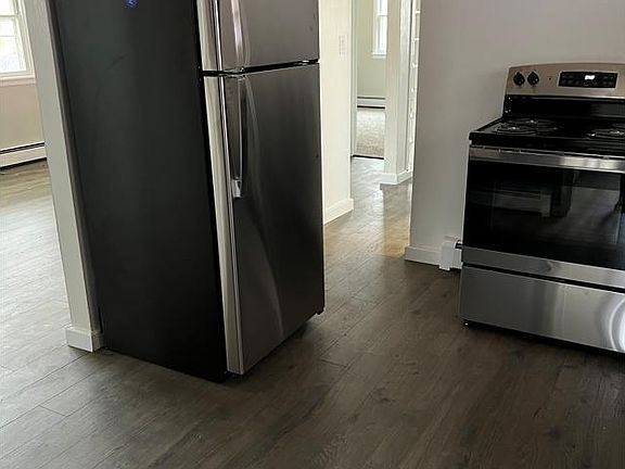 4th image of 100 25th Ave