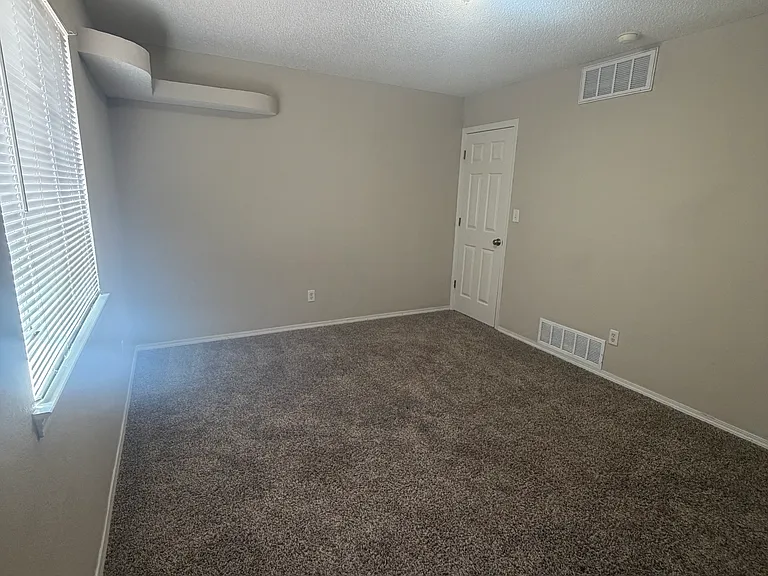 2988 Tierra Cortez Ave #A — Photo 15
