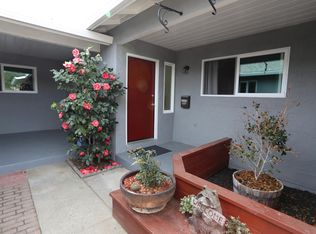 22450 McClellan Rd, Cupertino, CA 95014