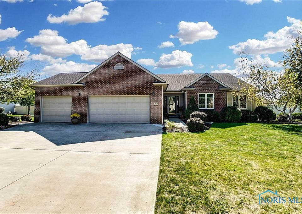 1st image of 363 Marilyn Dr