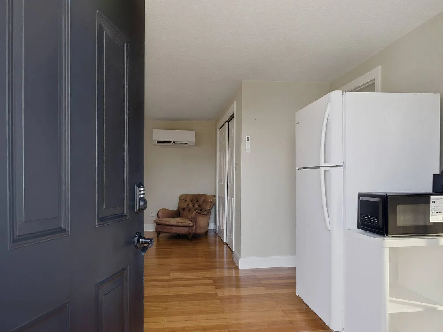 1 bed, 600 sqft, $1,200 — Photo 1