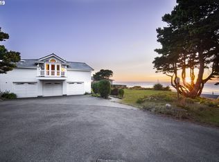 1242 Wavecrest Ln SW, Bandon, OR 97411
