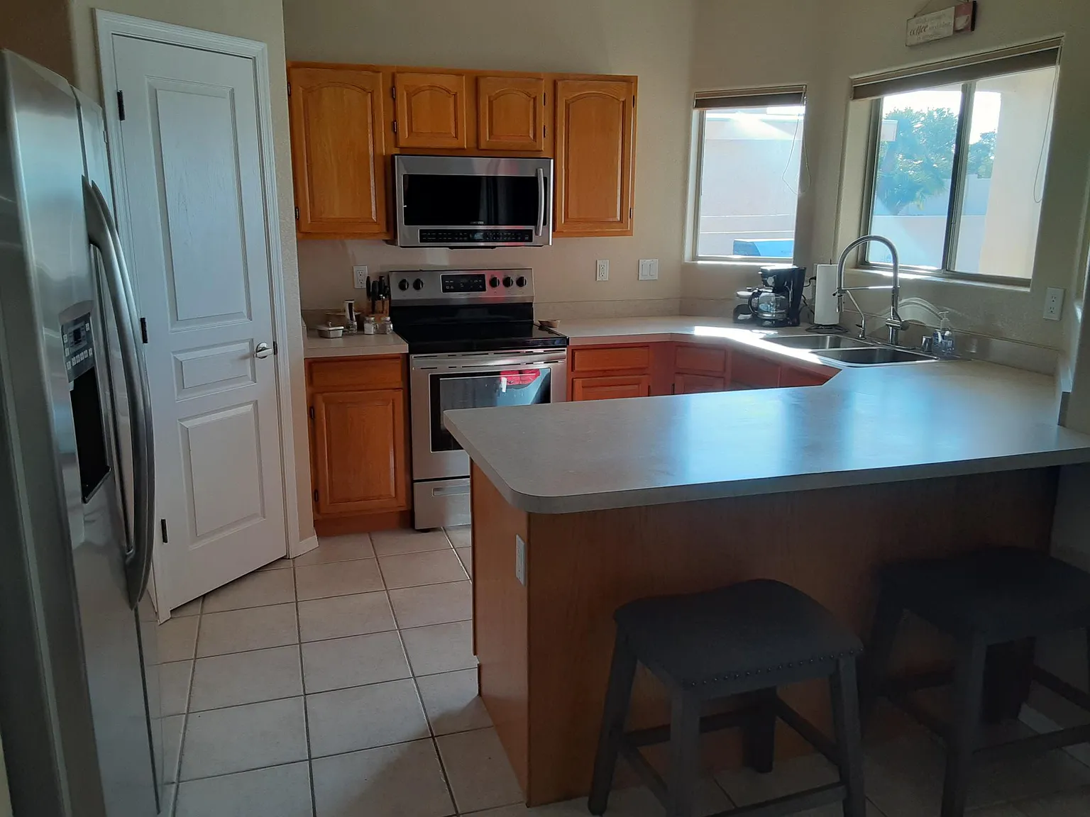 3 bed, 1396 sqft, $2,600 — Photo 4