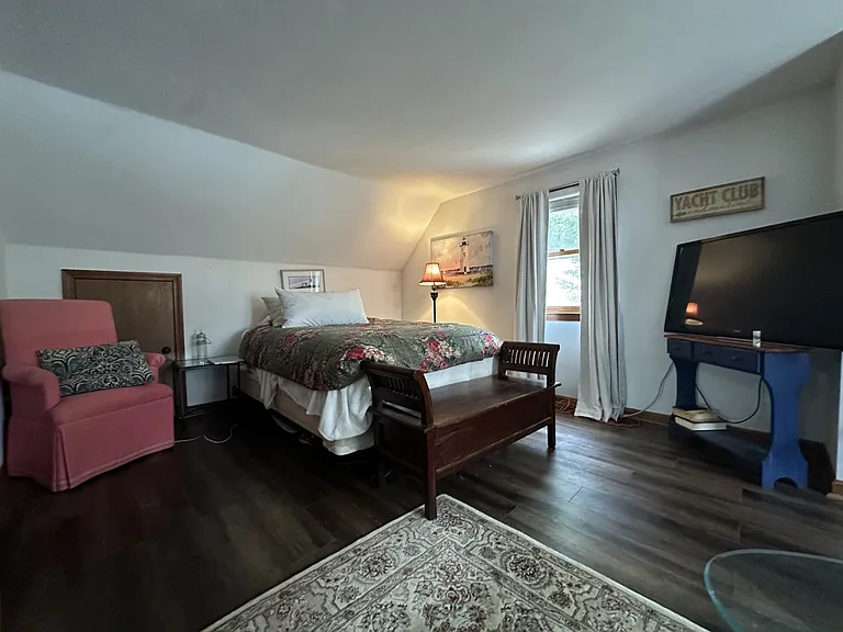 Pine View Dr — Photo 18