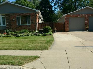 512 Tickner St, Linden, MI 48451