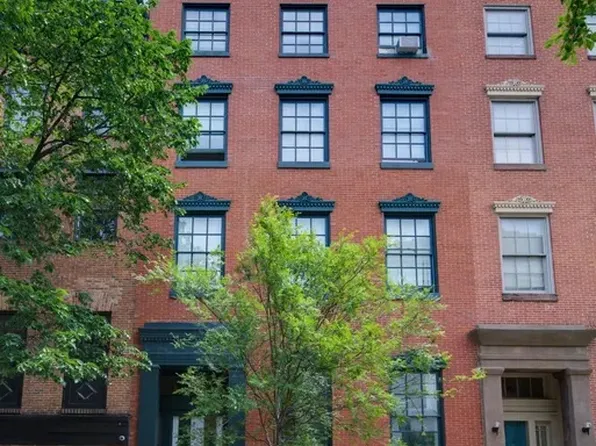 709 Saint Paul St, Baltimore, MD