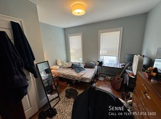 6 Hamilton Rd #TOP, Somerville, MA 02144