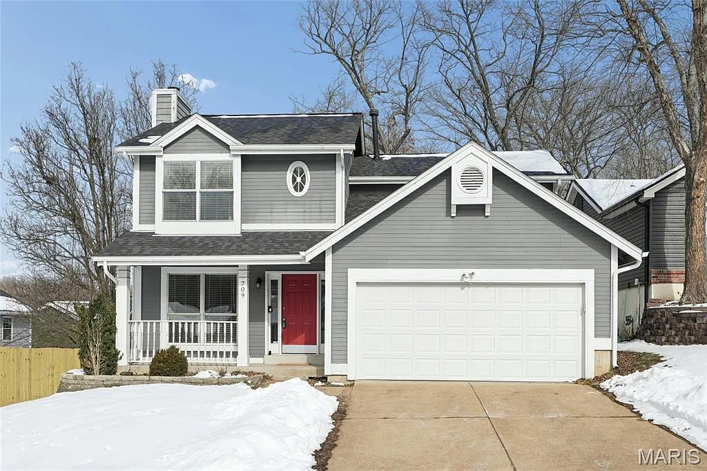709 Ginger Wood Ct photo 1