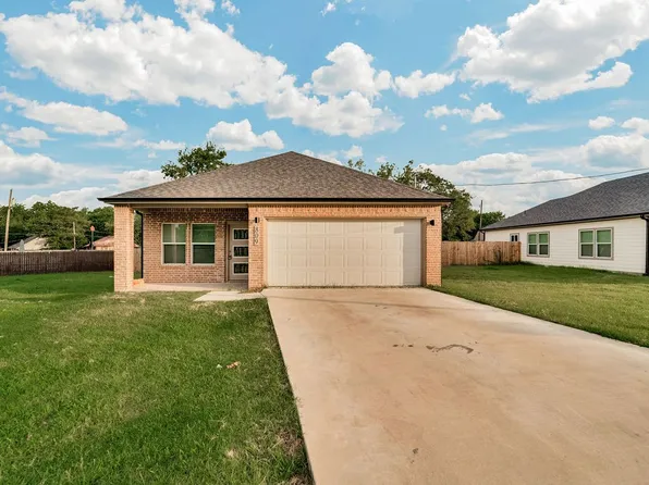 809 Jefferson St E, Sulphur Springs, TX 75482