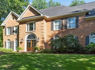 8425 Valemont Dr, Sandy Springs, GA 30350