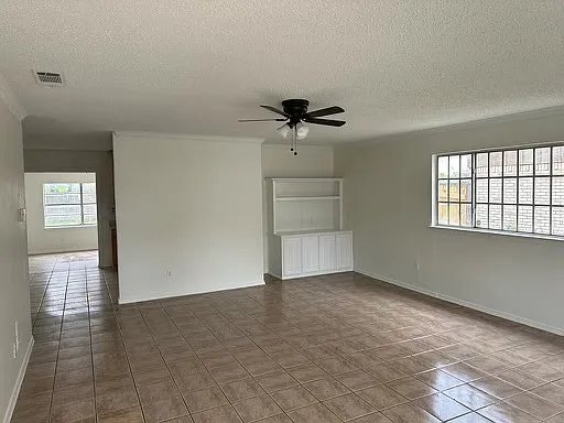 1119 Pebblebrook Dr — Photo 15