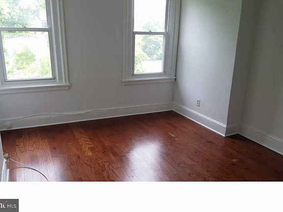 5th image of 4129 W Girard Ave