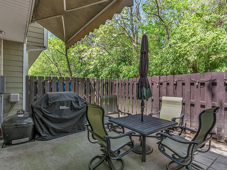 2045 Pinecrest Dr — Photo 15