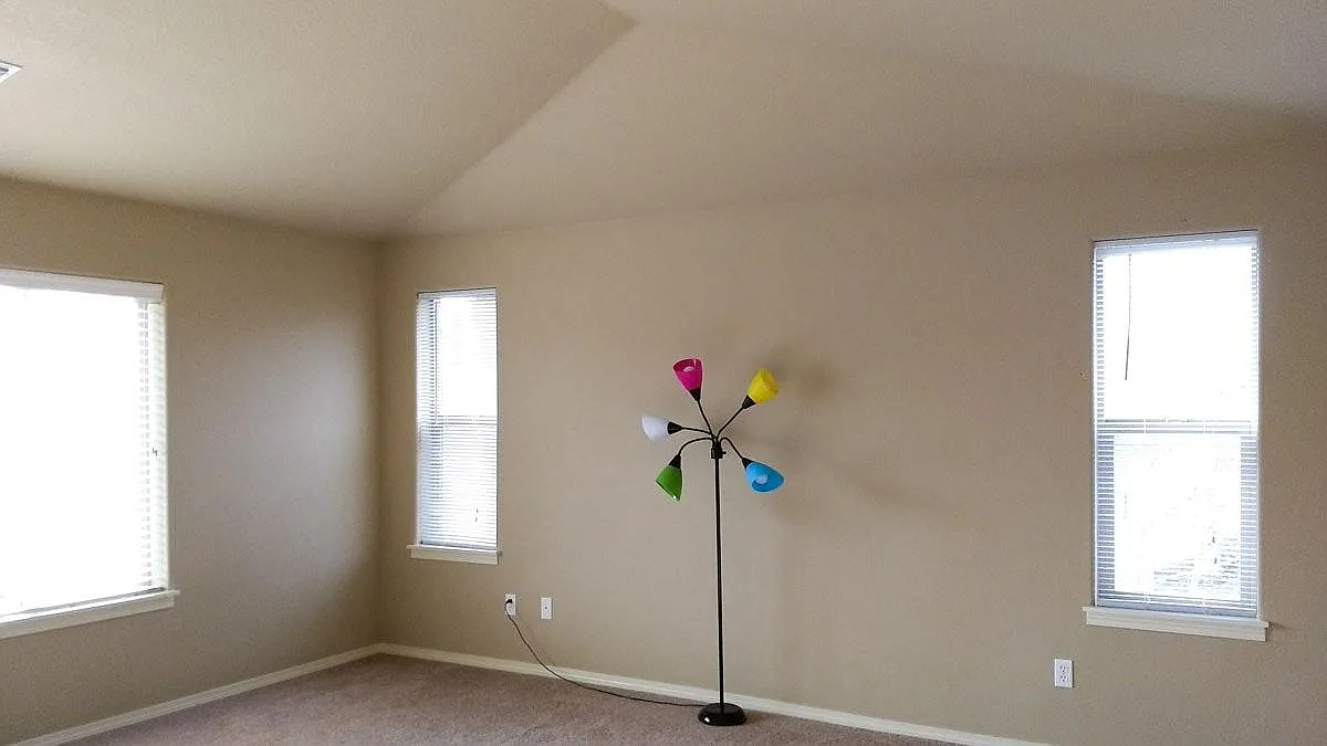 3 bed, 2.5 bath, 1652 sqft, $2,445 — Photo 4