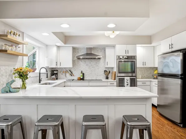 2726 Humboldt Ave S #B, Minneapolis, MN 55408