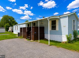 327 Caravan Ct, Middletown, PA 17057