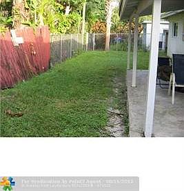 5th image of 1681 SW 32nd Ct
