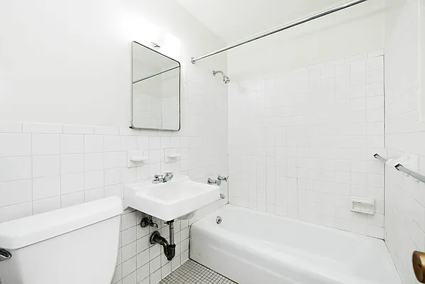 Sold by Keller Williams NYC | media 8
